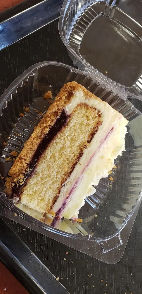 Lemon Raspberry Cheesecake Cake